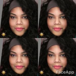 Meet your Posher, Cassandra